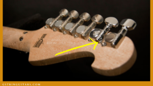 Nuno Bettencourt Washburn N4- image of the N4 Headstock and tuners