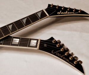 Jackson Randy Rhoads RR1- Image of the Jackson Headstock with brand logo