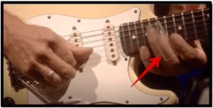 jeff beck's guitar style-Image of Beck playing slide guitar