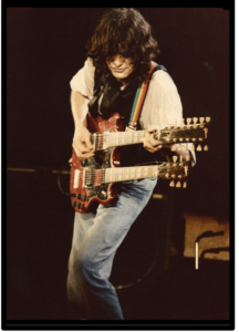 jeff beck's guitar style-Image of Jimmy Page onstage playing live with his Gibson SG 