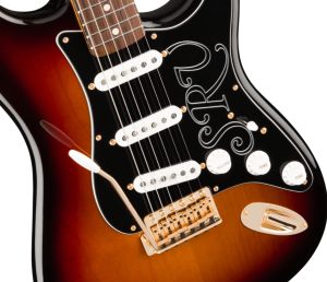 Stevie Ray Vaughan Signature Stratocaster-Image of the Guitars Hardware and pickups